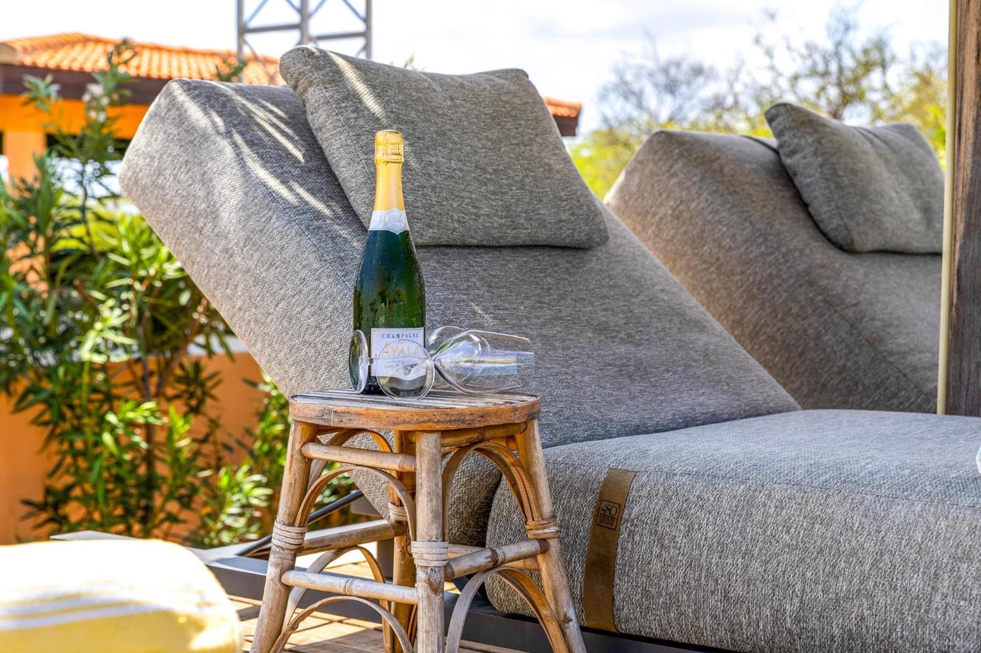 Boutique Hotel Wanapa - Adult Friendly - 14 Years And Older Kralendijk  Exterior photo