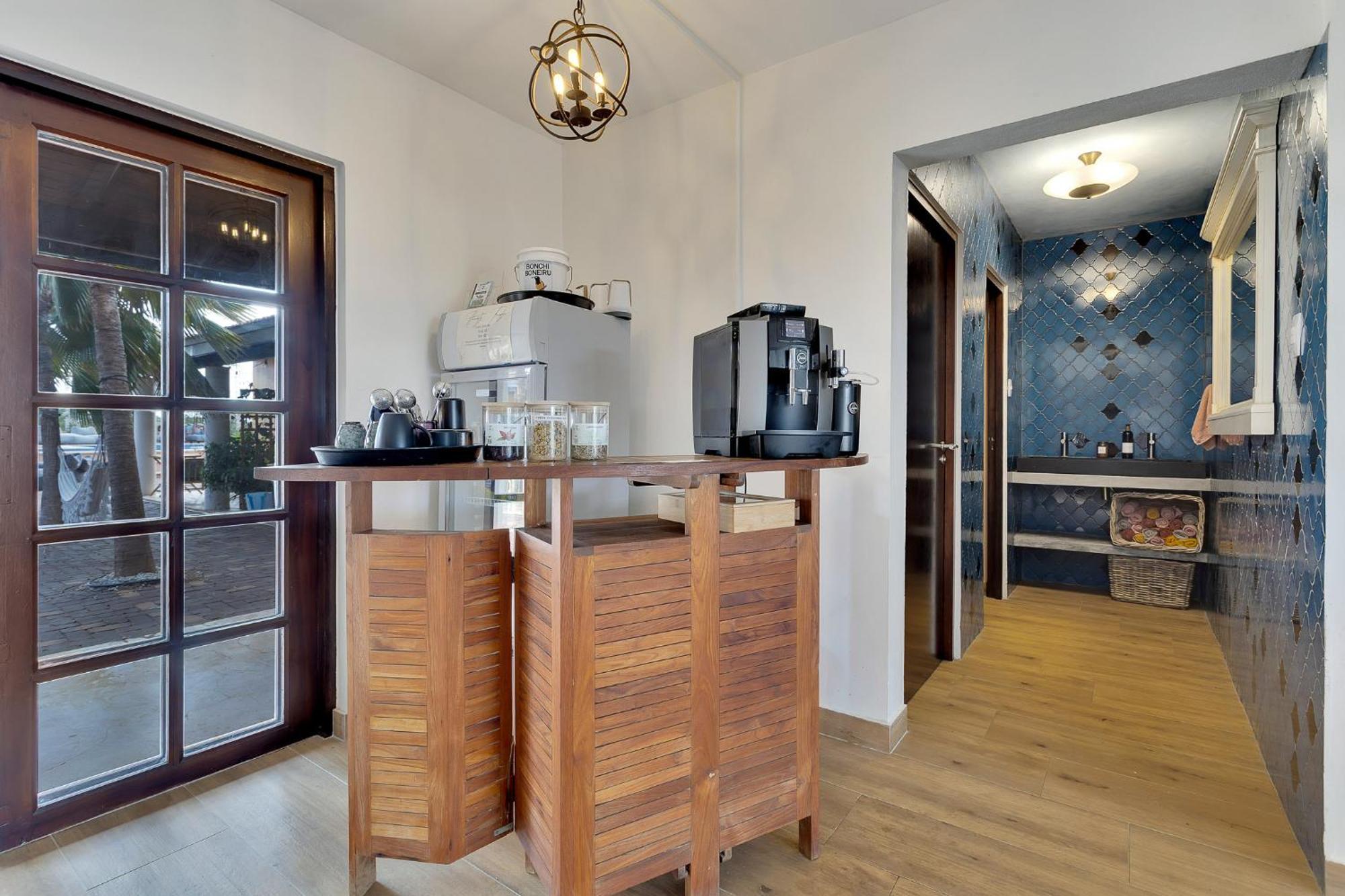 Boutique Hotel Wanapa - Adult Friendly - 14 Years And Older Kralendijk  Exterior photo